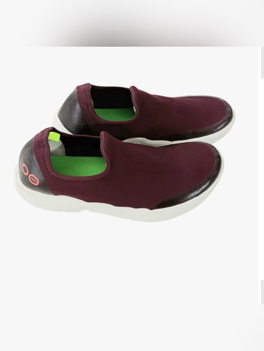 OOFOS OOMG Eezee Low Women's 11 Burgundy Maroon Recovery Slip on Sneakers